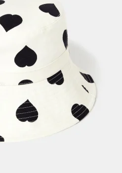 Bob Chloe écru à motif coeur noir