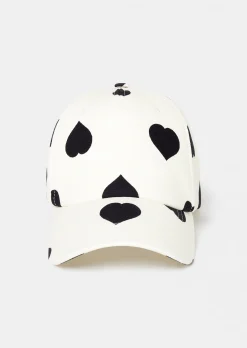 Casquette Carole écru à motif coeur noir