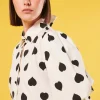 Chemise Calypso écrue à motif coeur noir en popeline