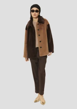 Manteau Magritte marron en fausse fourrure