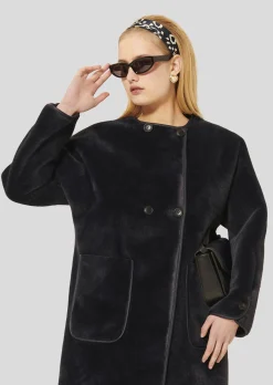 Manteau Marta bleu nuit en fausse fourrure