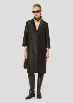 Manteau Martin noir en satin duchesse