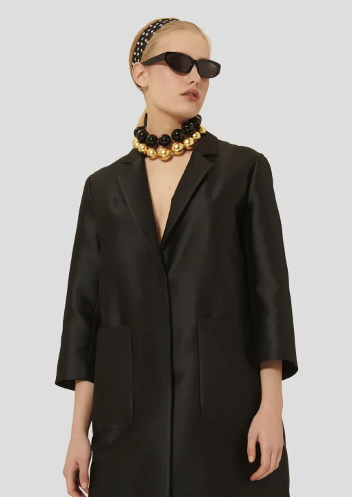 Manteau Martin noir en satin duchesse