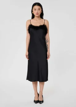 Robe Reaney noire en satin fluide
