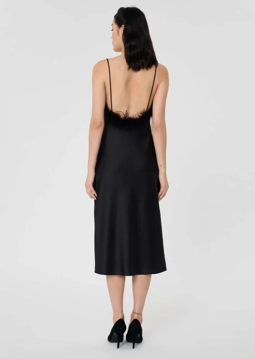 Robe Reaney noire en satin fluide