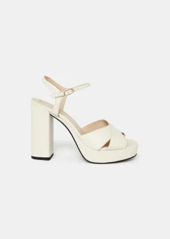 Sandales Kourtney écrues en cuir