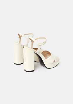 Sandales Kourtney écrues en cuir